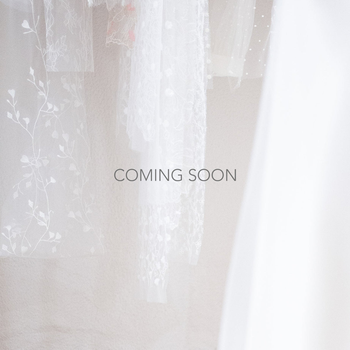 AMENA Frill-trim bridal veil