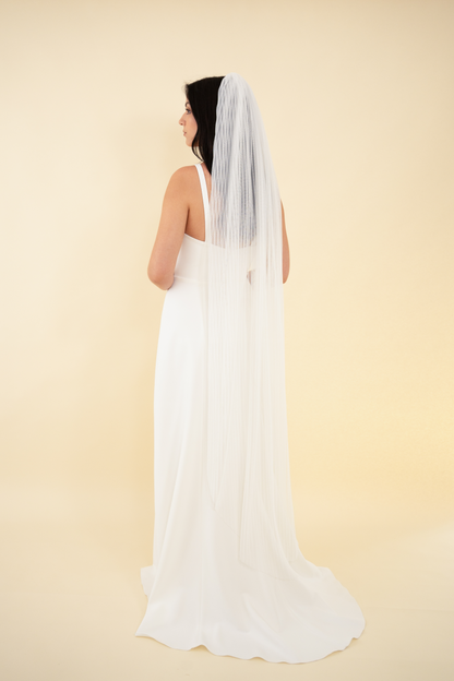 PLEATED VEIL
