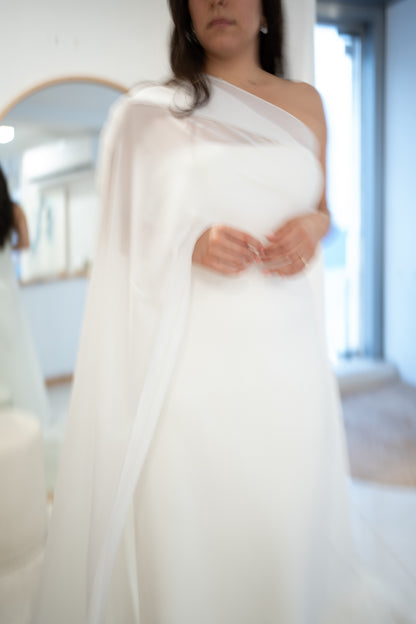 AIRIS | ONE SHOULDER W/ SCARF