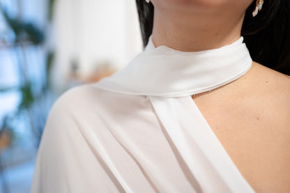 AIRIS | ONE SHOULDER W/ SCARF