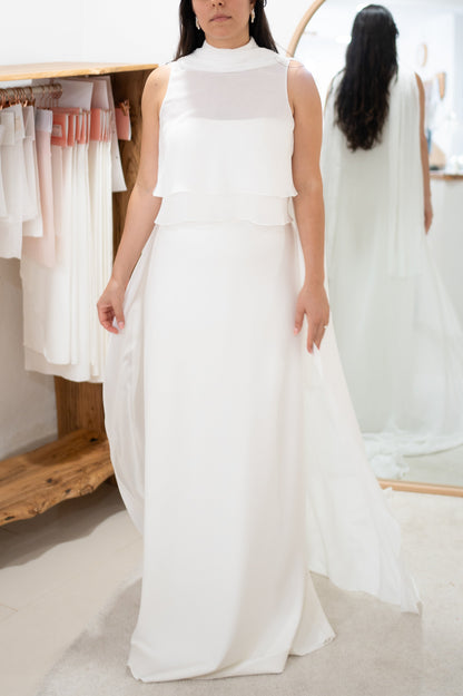 TWO-LAYER CAPE WITH PLEATED COLLAR AND SCARF