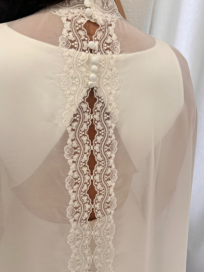CAPE WITH EMBROIDERED COLLAR & BACK